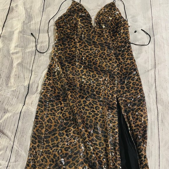 LPA Leopard Sequin Marissa Dress NWT! - Picture 4 of 8